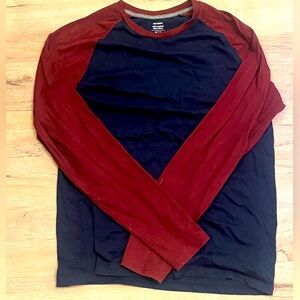 Men's Navy and Red Long Sleeve Shirt. Size M